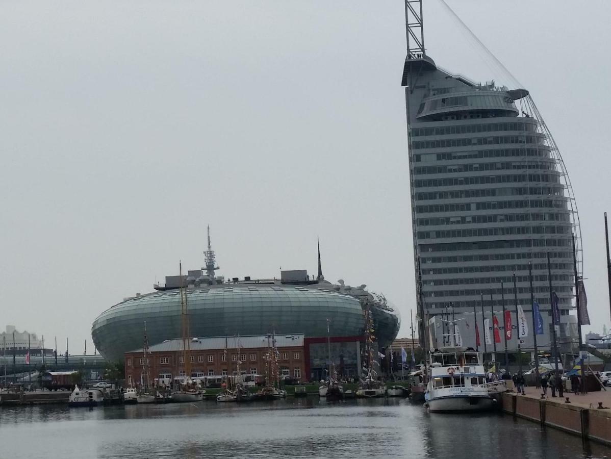 Ferienwohnung Koralle - Am Wasser Bremerhaven Esterno foto
